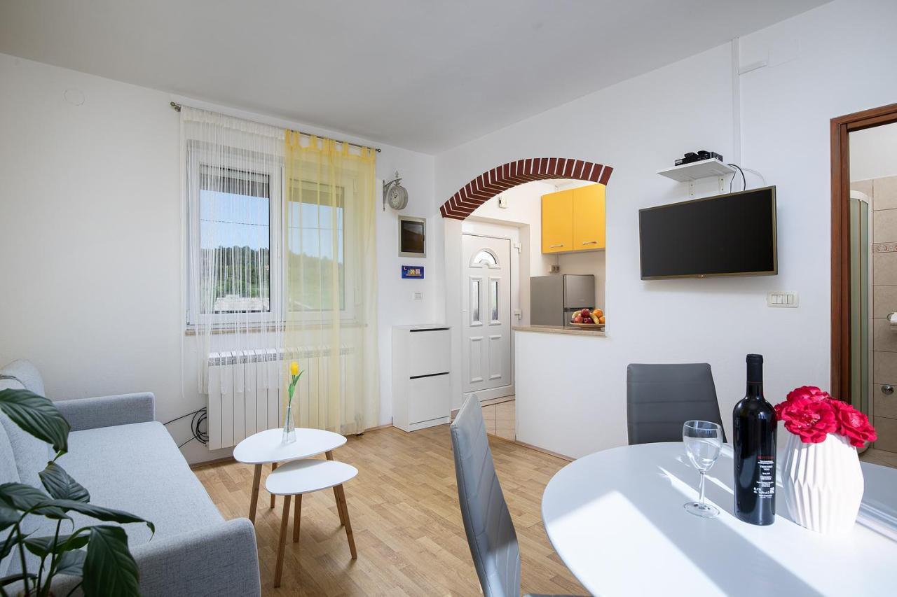 Pula Istria Apartments Экстерьер фото